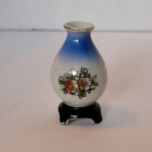 Original Vintage Occupied Japan Decorative Flowered Figurine ~2.5"